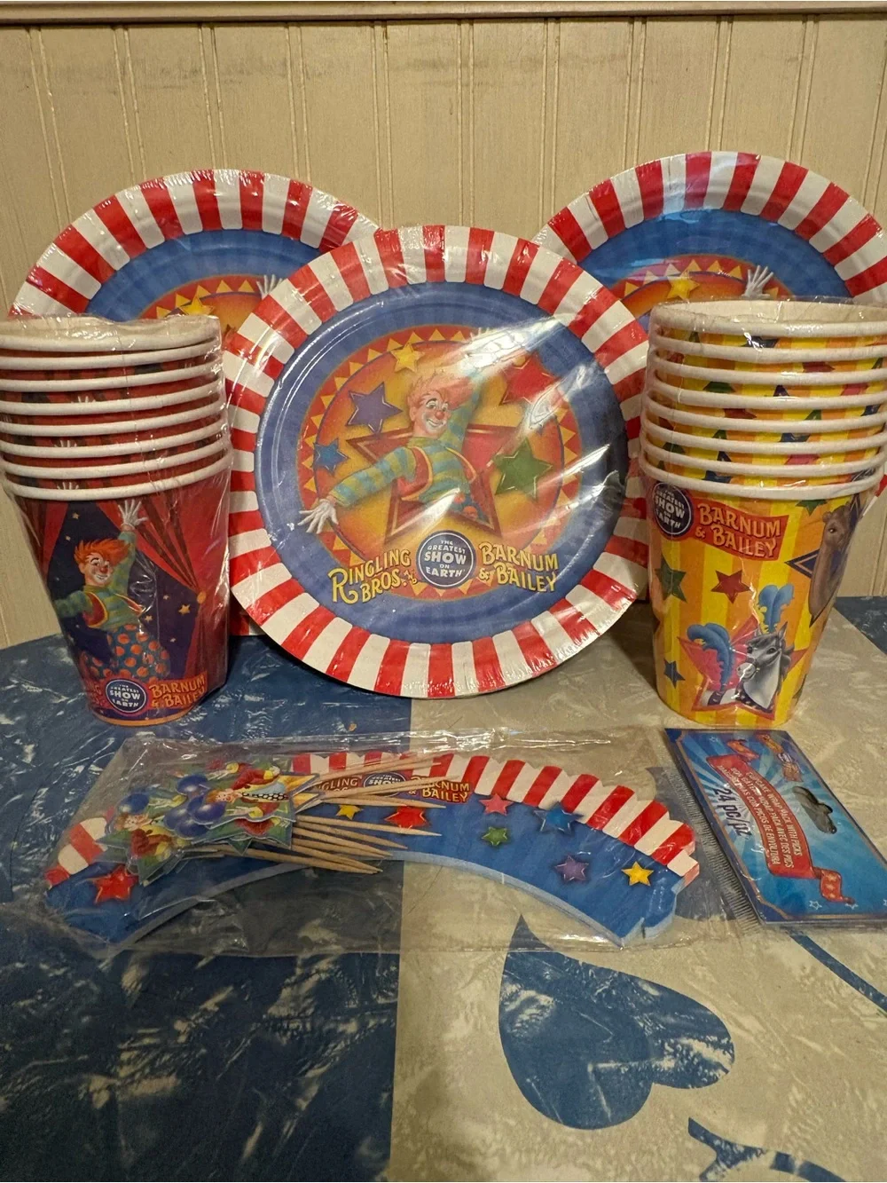 Ringling Bros. Barnum & Bailey Red Circus  Clown Party Supplies Plates and Cups